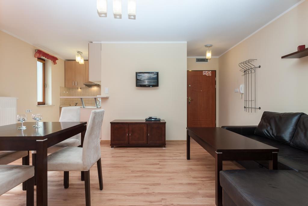 Apartamenty Zeromskiego 29 By Noclegi Renters سفينويتشي الغرفة الصورة