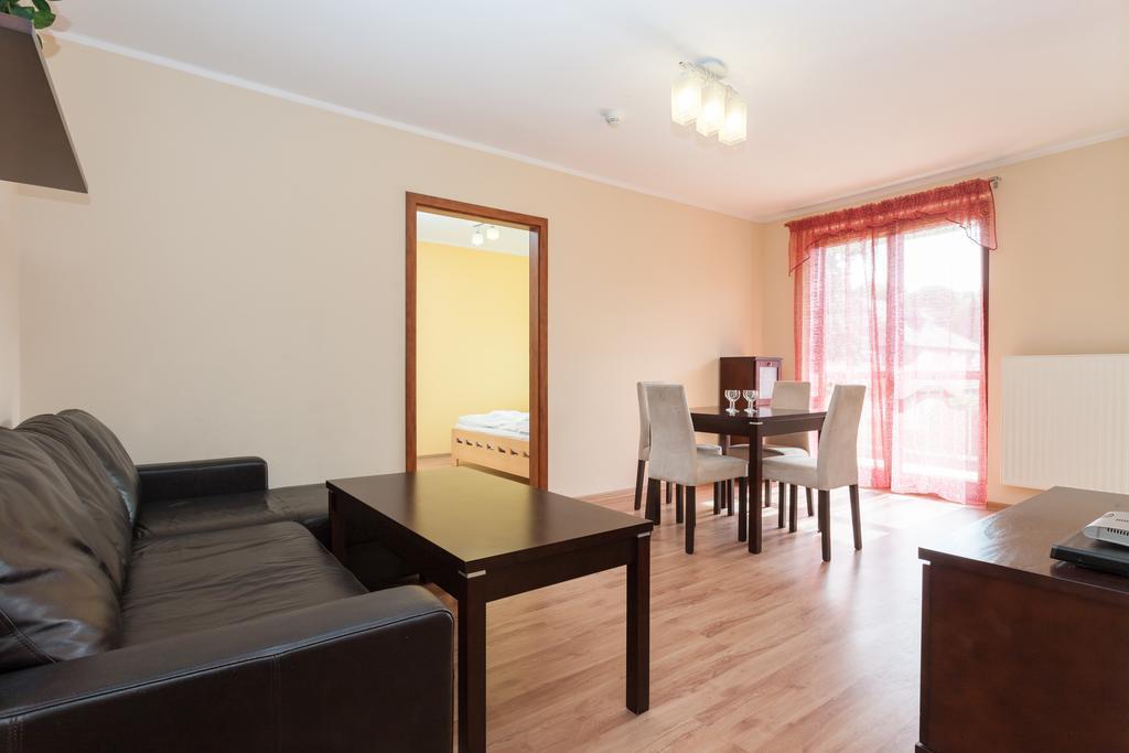 Apartamenty Zeromskiego 29 By Noclegi Renters سفينويتشي الغرفة الصورة
